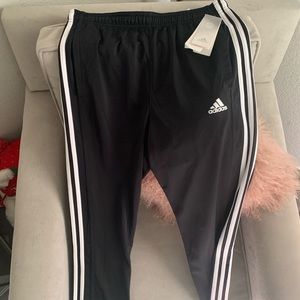 Adidas track pant M
